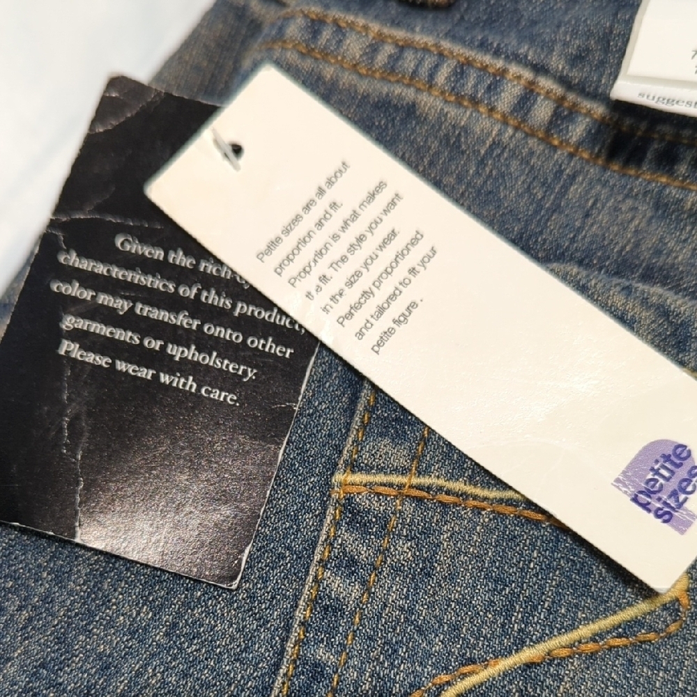 Liz & Co. Women's Straight Blue Jeans - Picture 4 of 10